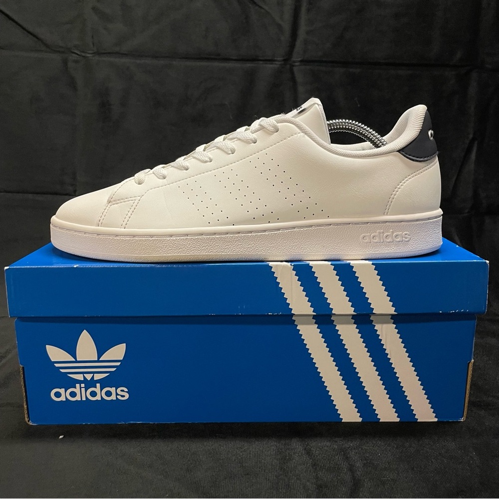 💥 Adidas Originals | Advantage White Sneakers
